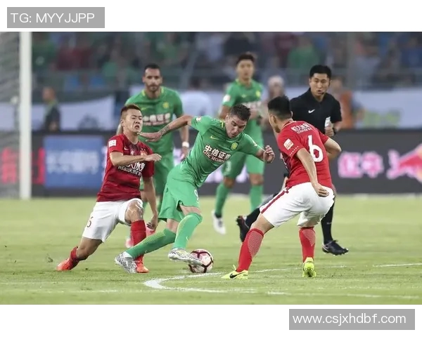 上港与恒大激战8月22日谁能在这场巅峰对决中笑到最后