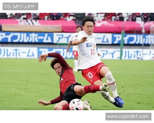 大阪樱花迎战艾特里武全力争夺胜利展现足球魅力与激情对决 大阪樱花迎战艾特里武全力争夺胜利展现足球魅力与激情对决