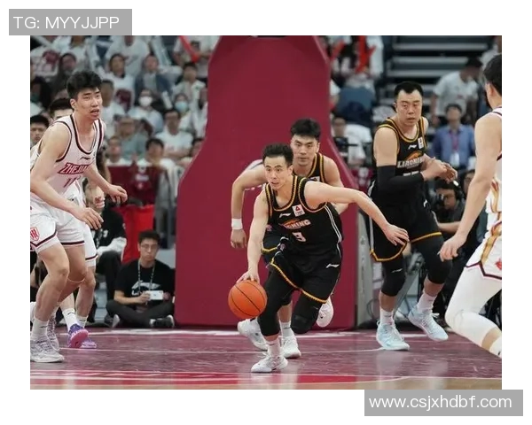 辽宁男篮蝉联CBA总冠军，赢得社会各界一致好评