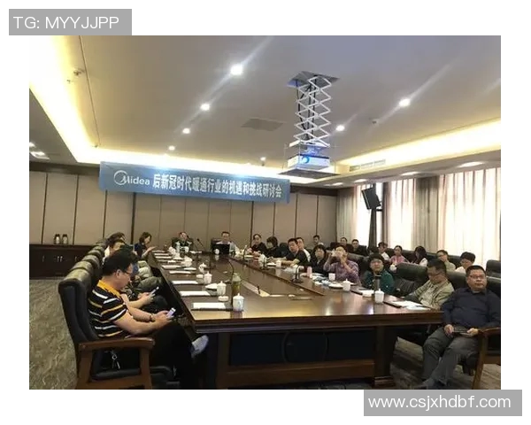 贾诚：在现代职场中如何平衡个人发展与团队合作的挑战与机遇